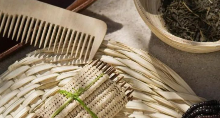 Hair Comb Feng Shui